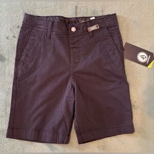 Volcom Black Flat Front Shorts Classic Style, Boys Size: 7